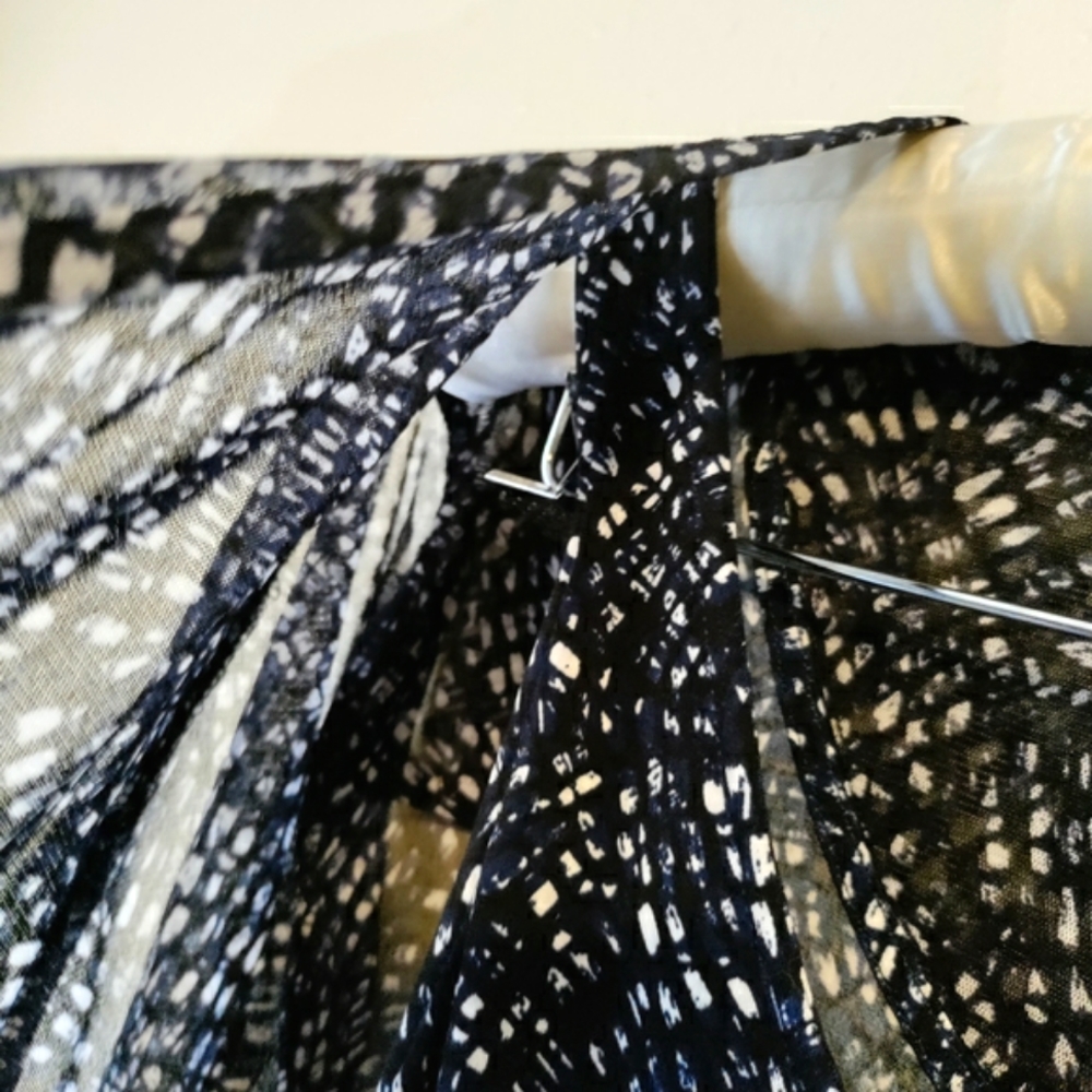 NWT Semi-Sheer Blouse by Alfani. The Long Sleeves are Sheer. Size XL - Picture 4 of 13